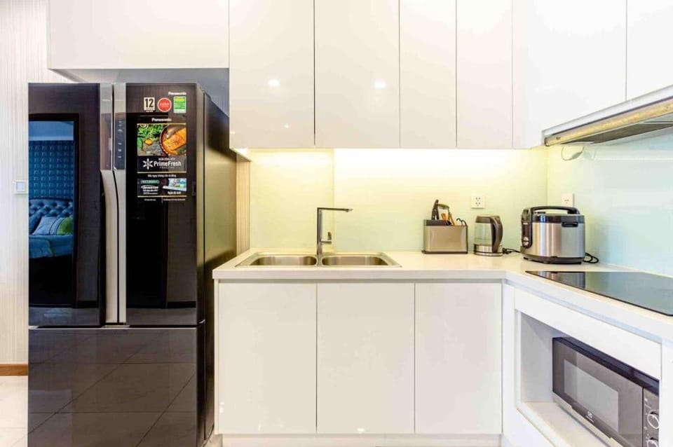 Artistic modern river-view house Vin Central Park Apartment in Ho Chi Minh City