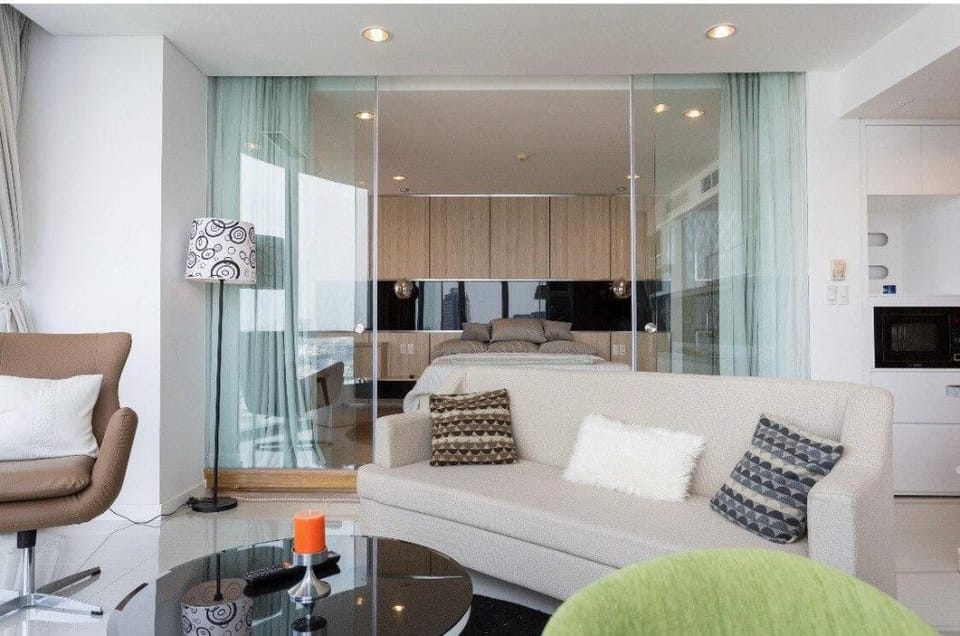 The One Ben Thanh 17.2A 2brm Apartment in Ho Chi Minh City