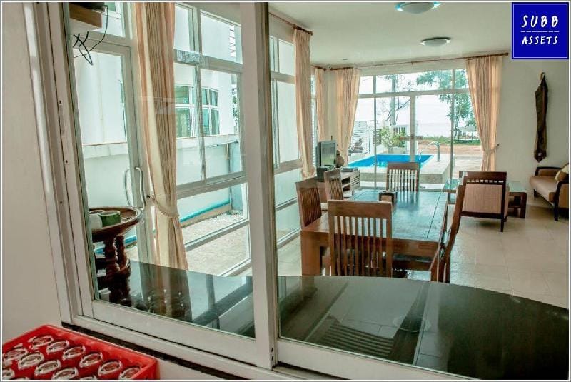 BeachFront 6 bedroom Poolvilla | Pranburi Beach Villa in Prachuap Khiri Khan, Thailand