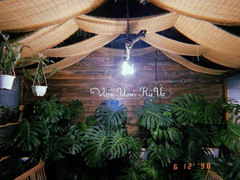 Homestay QUA KHỎI DỐC LÀ NHÀ (Phòng 4 người) Vacation rental in Dalat