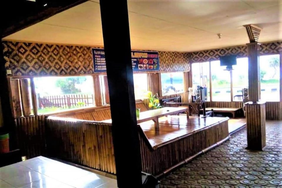 Penginapan Erbysa Hotel in West Java