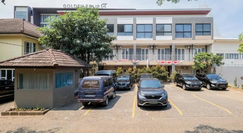 RedDoorz near Jawa Timur Park 2 Hotel in Batu