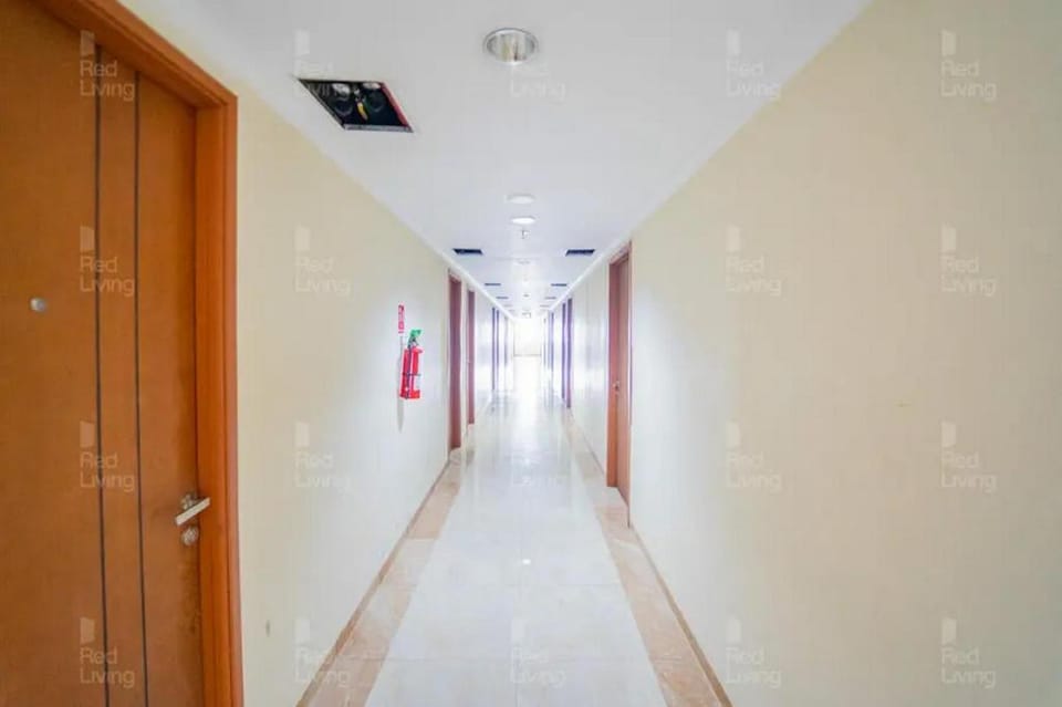 RedLiving Apartemen Green Lake View Cimanggis - WIN Property Hotel in West Java