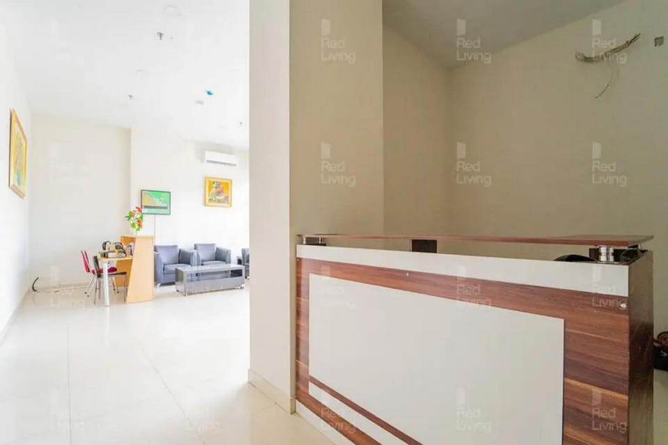 RedLiving Apartemen Green Lake View Cimanggis - WIN Property Hotel in West Java