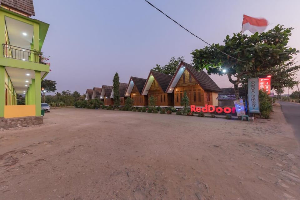 RedDoorz @ Geopark Ciletuh Sukabumi Hotel in West Java