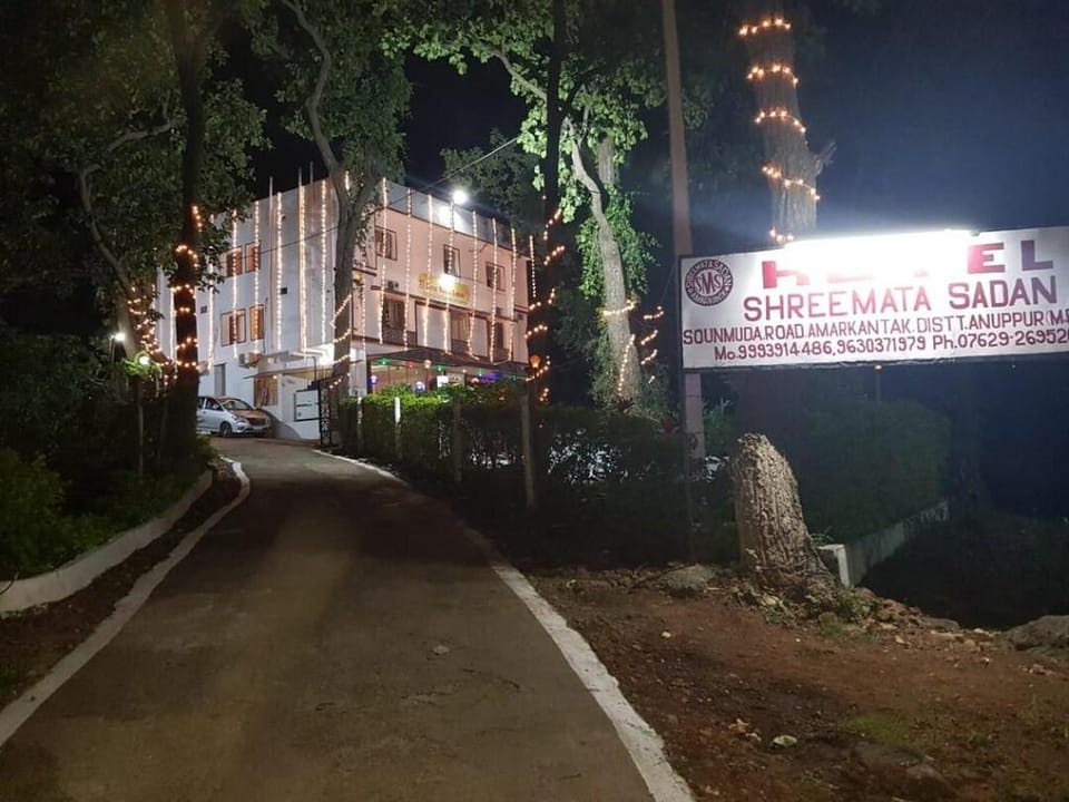 Hotel Shree Mata Sadan Hotel in India