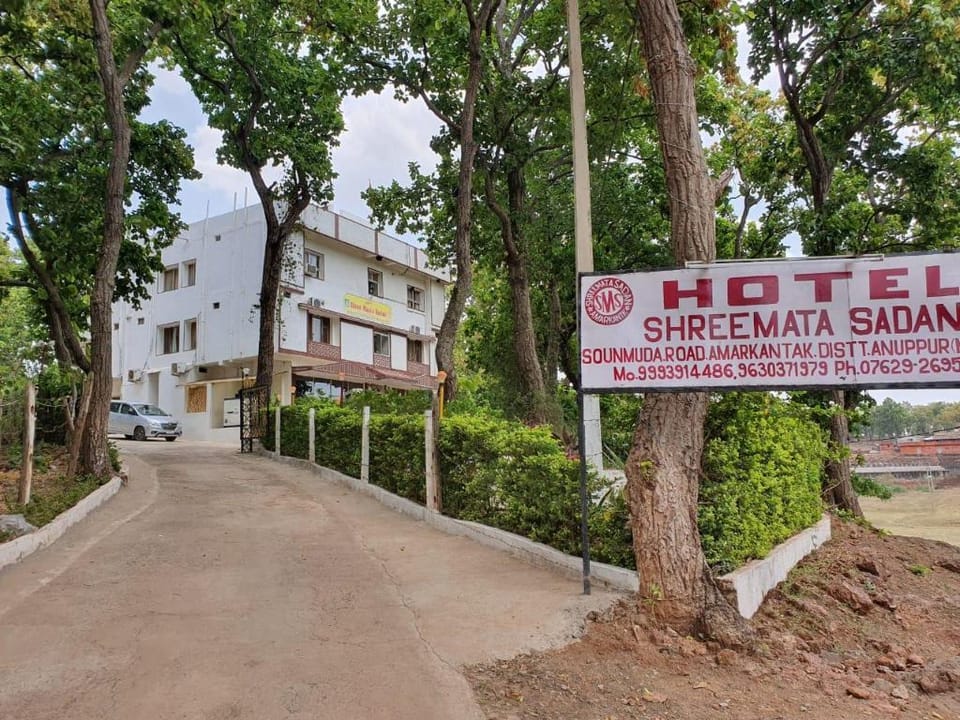 Hotel Shree Mata Sadan Hotel in India
