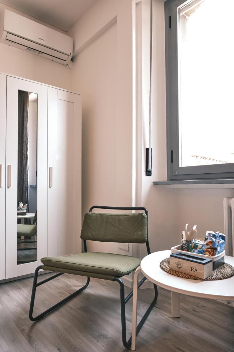 MILANO 71 HOME Bed and Breakfast in Milan