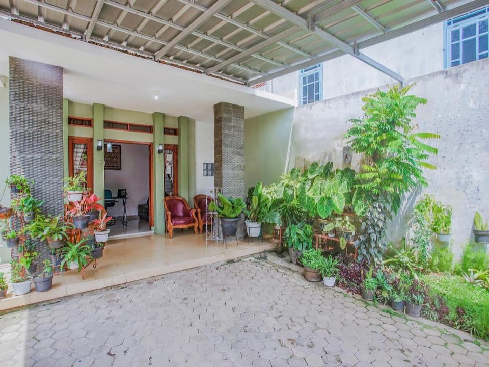 Hotel O Wisma Bambu Syariah Hotel in Indonesia