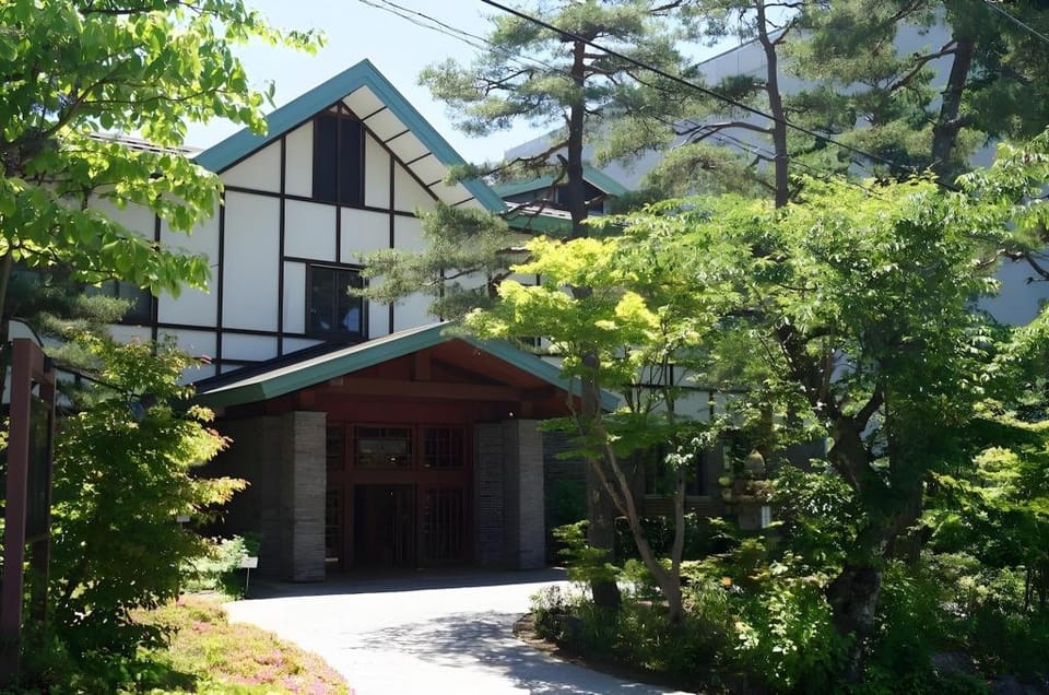 Kanbayashi Hotel Senjukaku Hotel in Shimotakai District