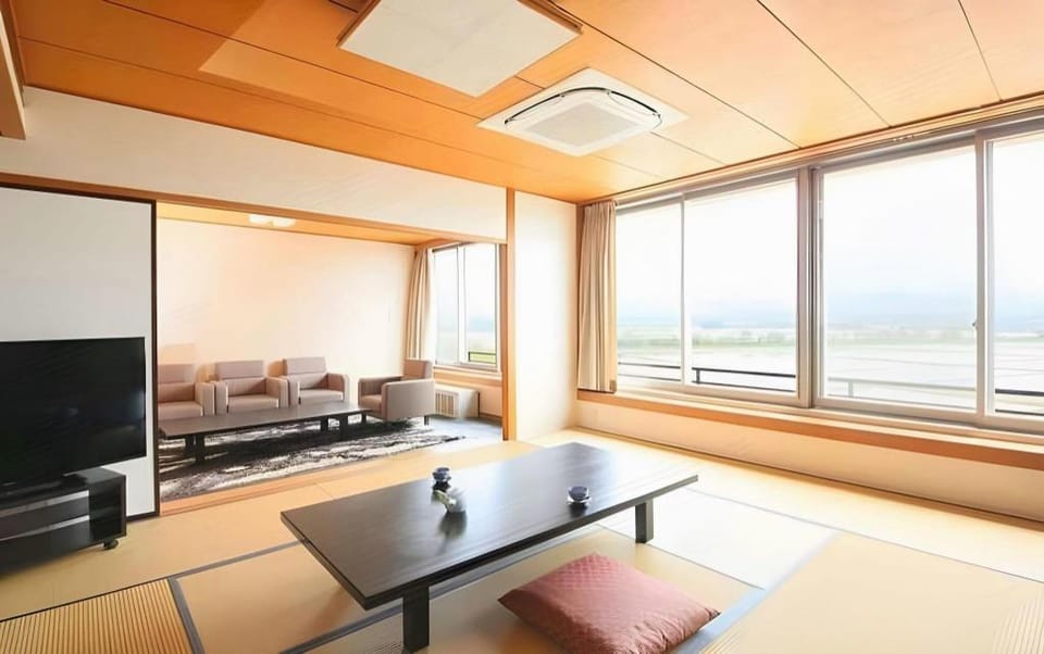 Ooedo Onsen Monogatari Nagayama Ryokan in Ishikawa Prefecture