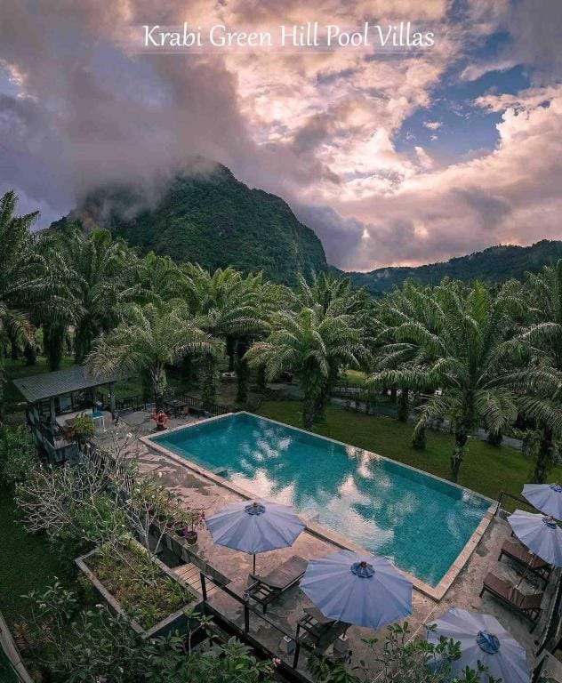 Krabi Green Hill Pool Villas #Villa06 Vacation rental in Krabi Changwat