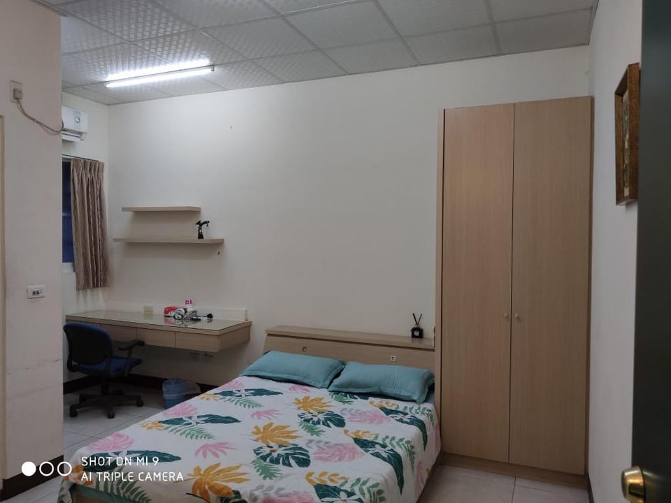Yi fong house----Only accept monthly rent---- Vacation rental in Kaohsiung