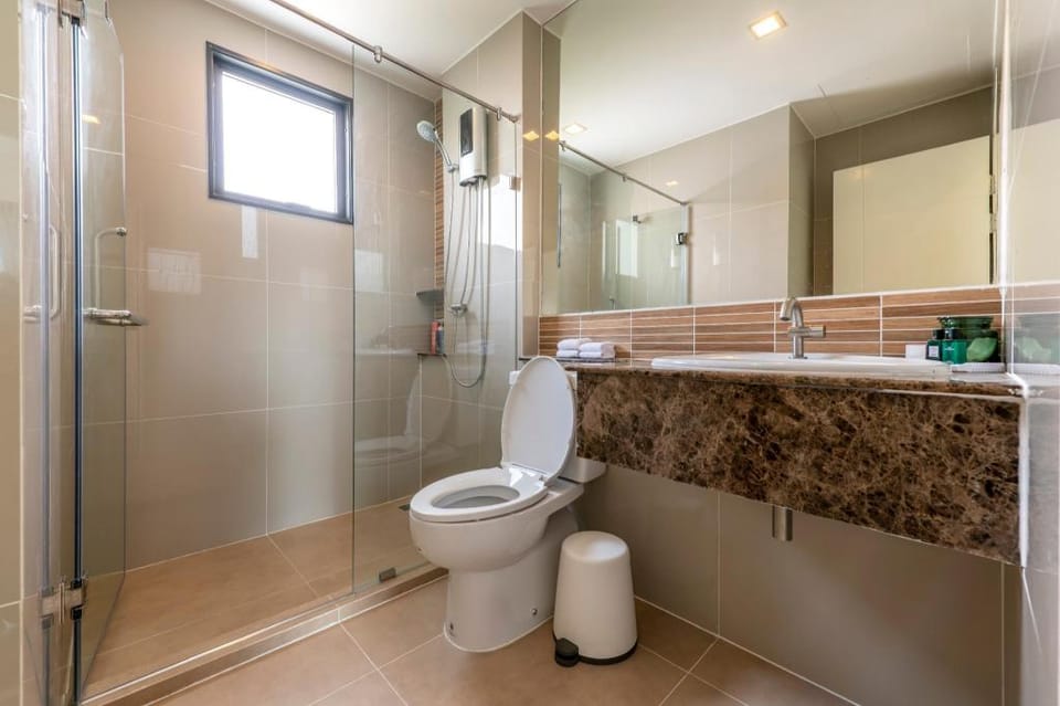 Townhome/Rama2/3BR Lux Cozy Home/8 Sleeps/Parkings Vacation rental in Bangkok