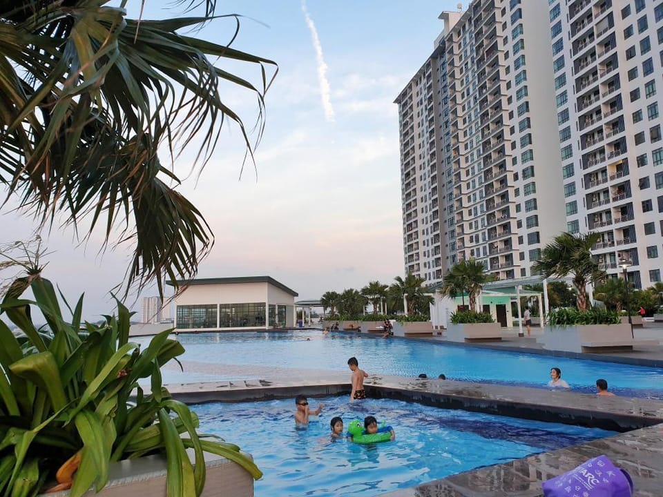 WIFI SUNSET VIEW DSECRET GARDEN KEMPAS JOHOR BAHRU Apartment in Johor Bahru