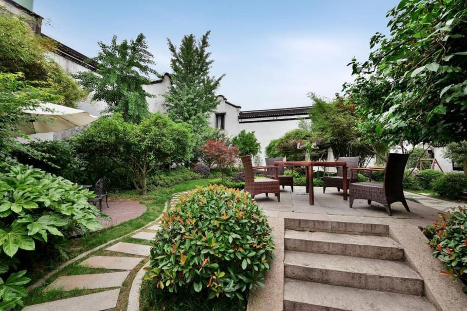 Blossom House Nanxun Qiushu Lane Hotel in Suzhou