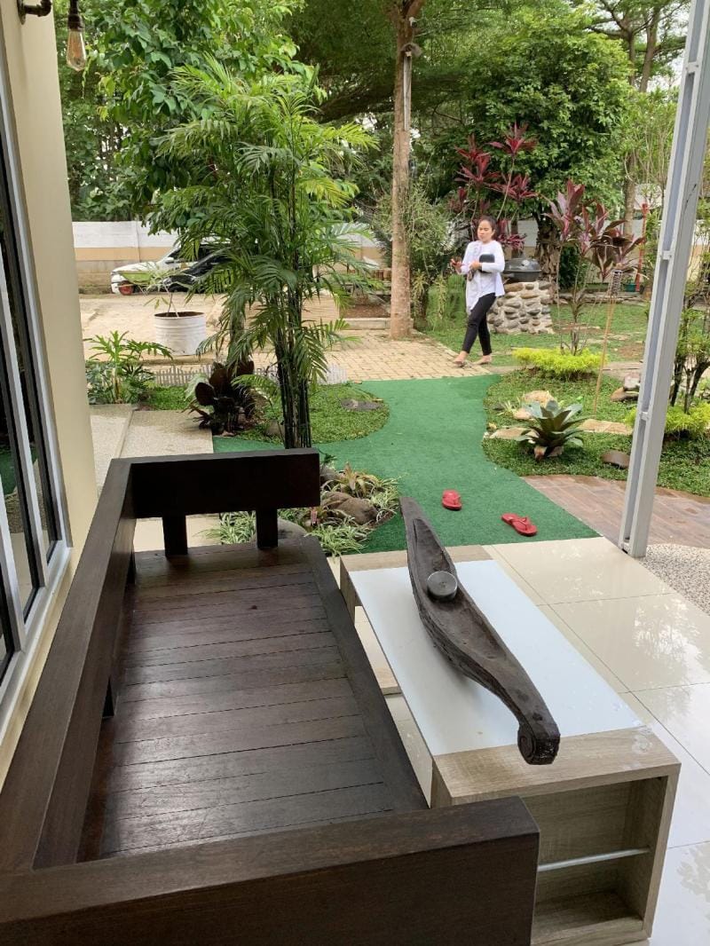 Embay House & Private Pool Villa in West Java