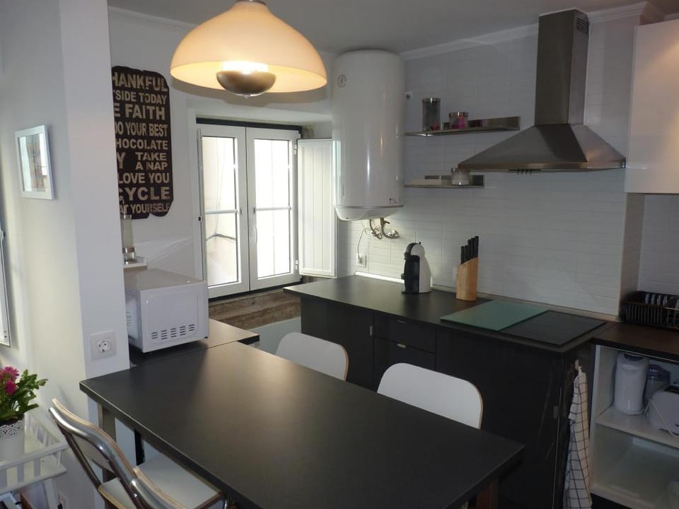 PS LISBON FLATS-Av Liberdade II - Clean&Safe Stamp Apartment in Lisbon