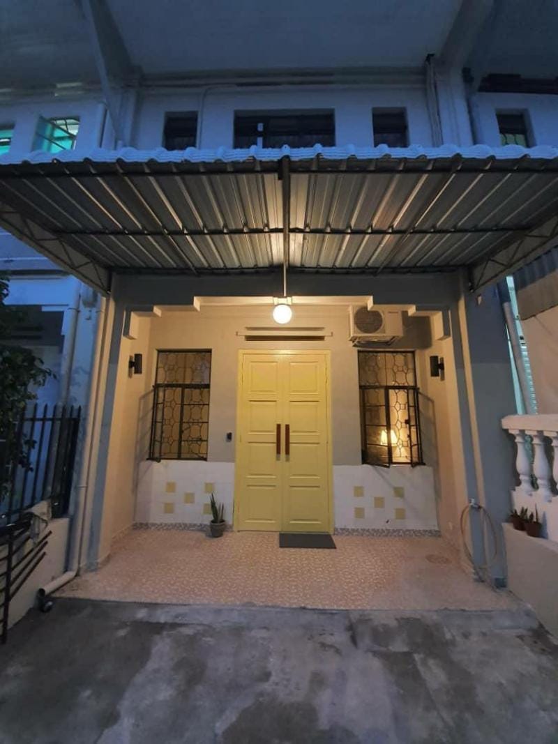Room For 2 @Jln Burma Georgetown (Shared Bathroom) Vacation rental in George Town