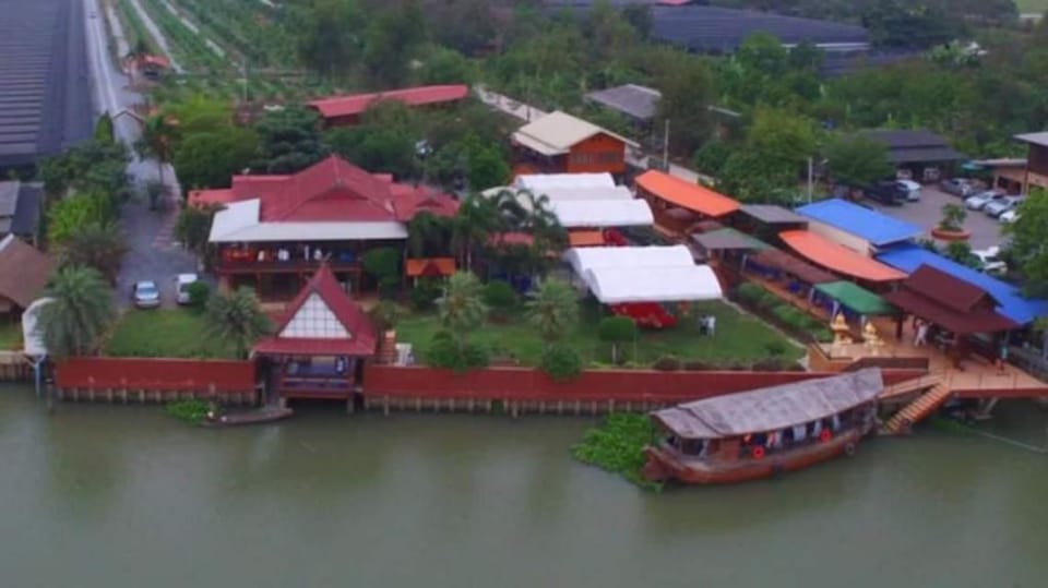 Raidongthamnamsawang Vacation rental in Laos