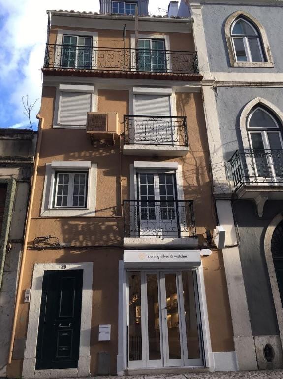 PS LISBON FLATS-Av Liberdade IV - Clean&Safe Stamp Apartment in Lisbon