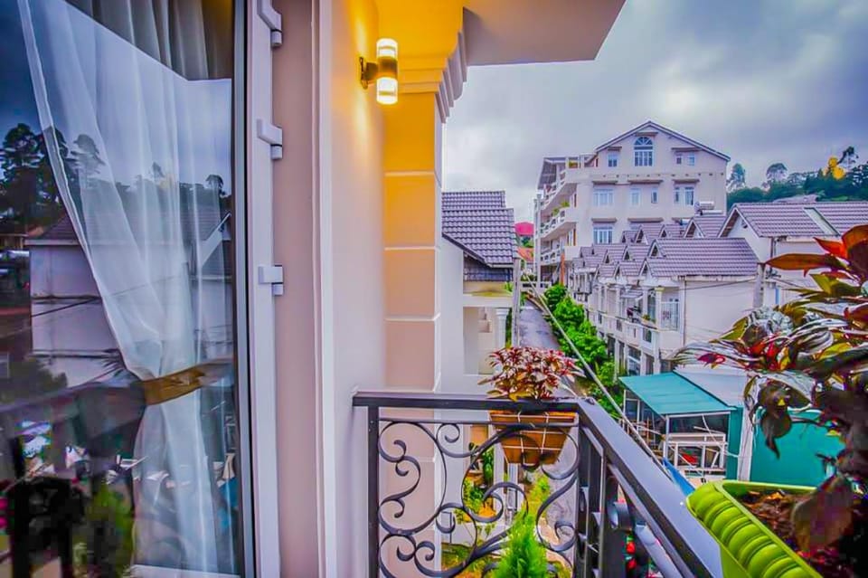 JOLIE HOUSE - Villa 1 Double Room Villa in Dalat