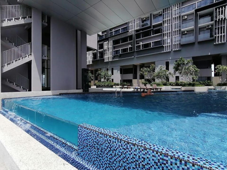Melaka Imperio StayRomance *Sea View*WIFI*3Pax Apartment in Malacca