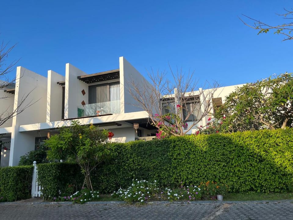 YES Villa - Family Suite, Oceanami Villas & Beach Vacation rental in Ba Ria - Vung Tau