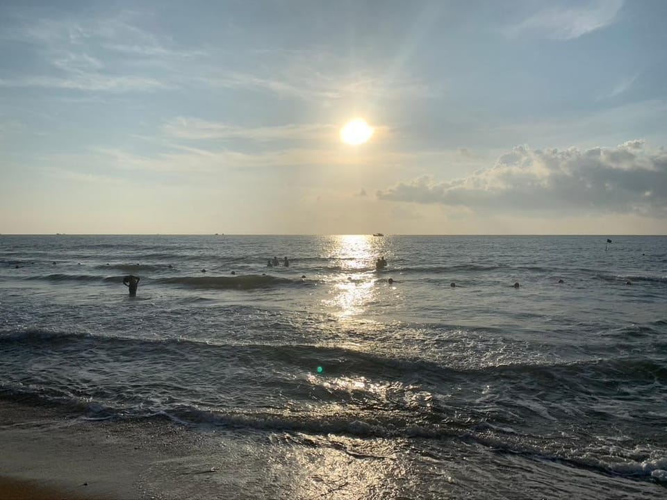 YES Standard Room - Oceanami Villas & Beach Club Apartment in Ba Ria - Vung Tau