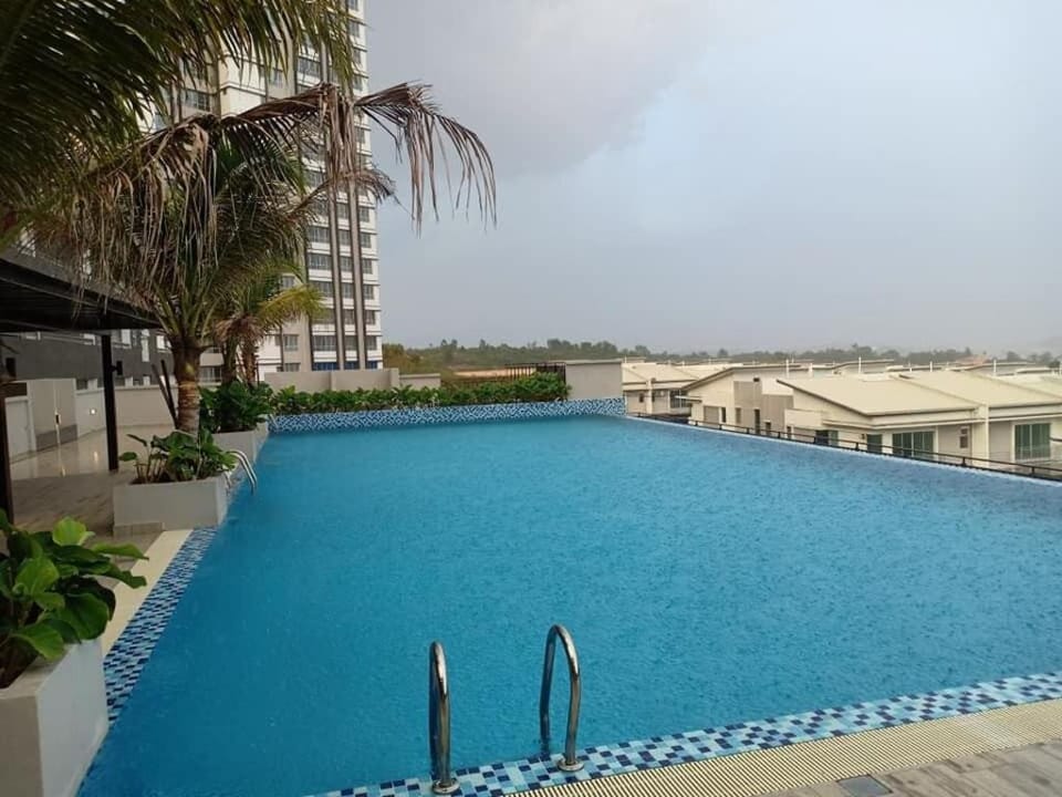 Hill Iconic | Meru (up to 7ppl) Vacation rental in Ipoh