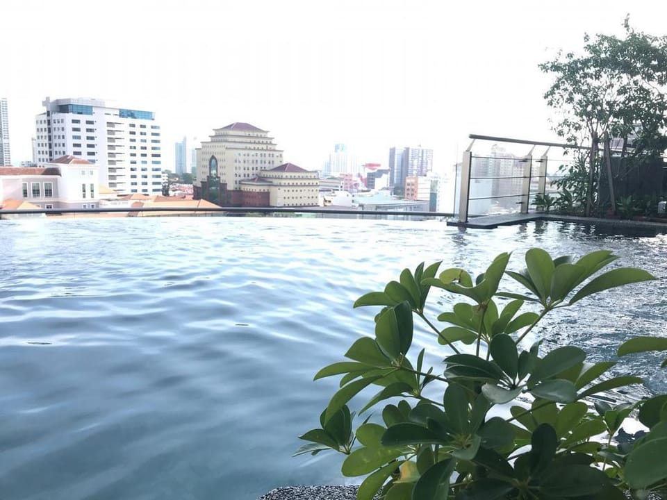 Luxurious CityView 2BR Macalister 218@Georgetown Apartment in George Town