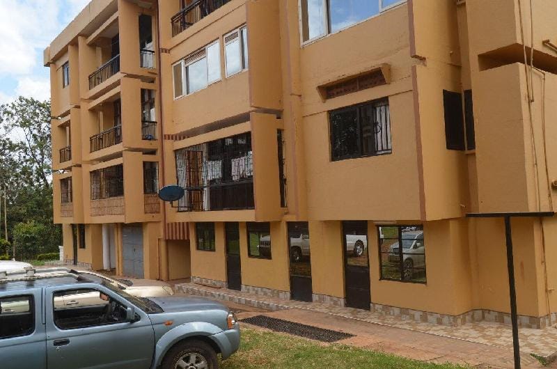 Art Deco 3BR/2.5B Flat NAGURU (WIFI + SOLAR) Apartment in Kampala