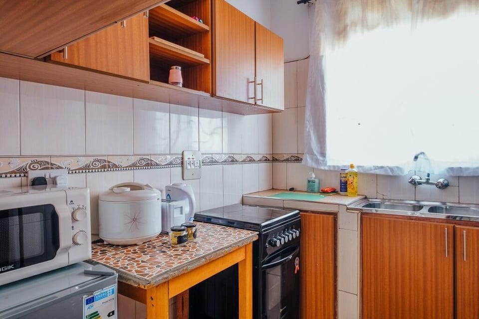 Hummingbird's Nest 2BR1B WIFI - Entire Apt,Kampala Apartment in Kampala