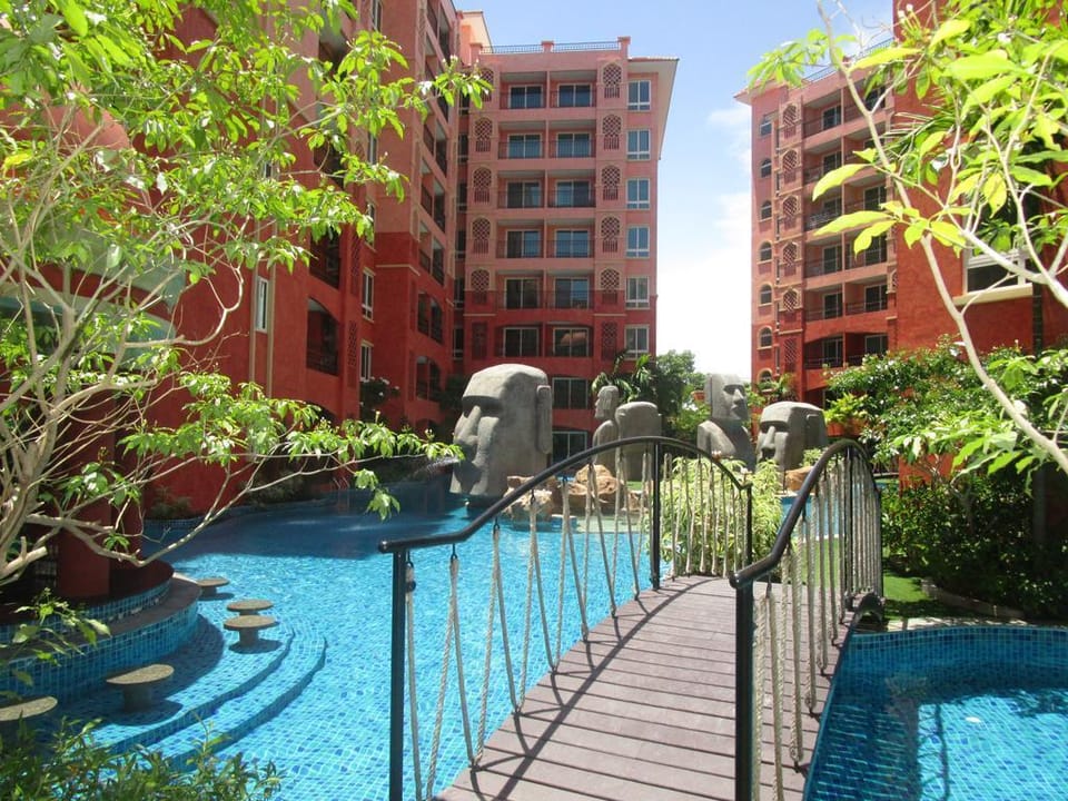 Sevensea Resort Pattaya Apartment in Pattaya City