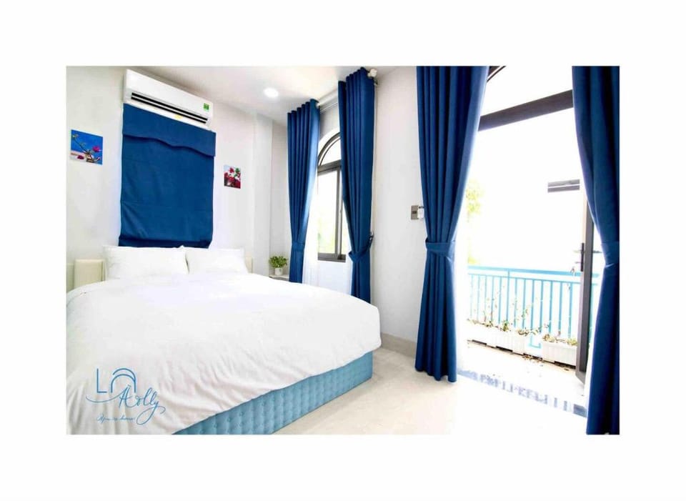 Elegant house Hue ℂity ℂenter w/kitchen & terrace Vacation rental in Laos