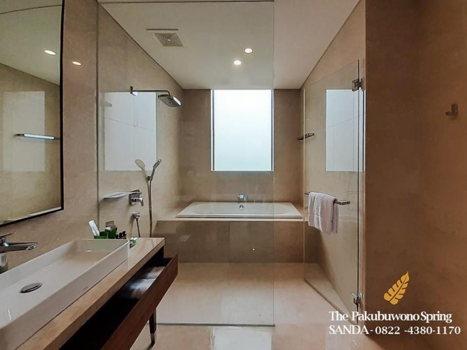 Pakubuwono Spring 2 BR with Pristine Facilities!! Apartment in South Jakarta City