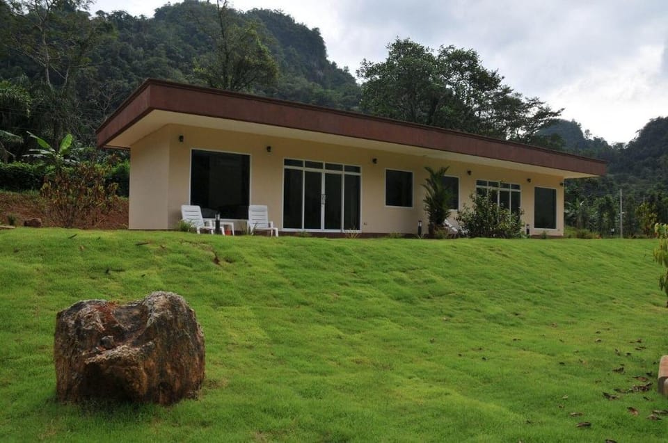 Fantastic Fishing and Mountain Views .Just Amazing Villa in Phang-nga Changwat