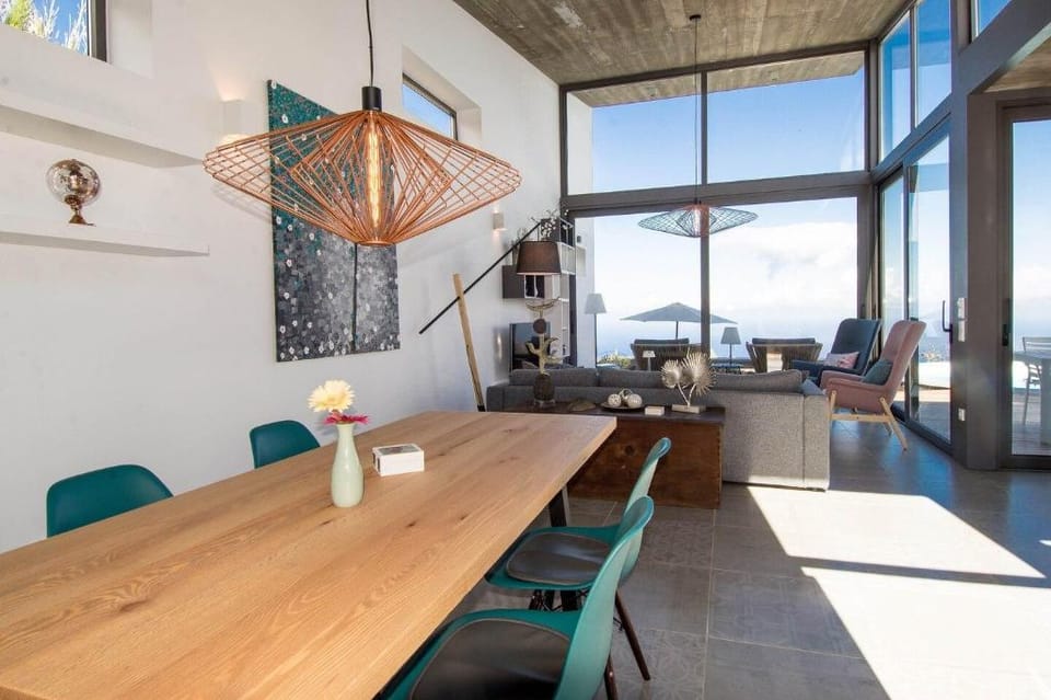 The BLUE Casa mit privatem Pool und Meerblick Villa in La Palma