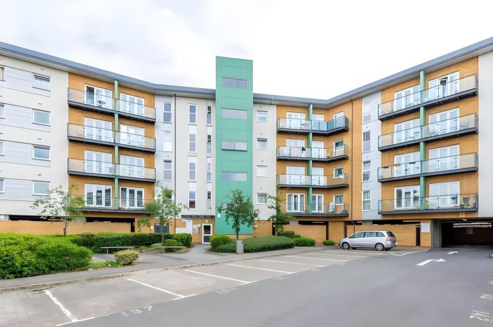 Tamblin Lodge - Fresh, Modern Apartment Apartment in Hatfield