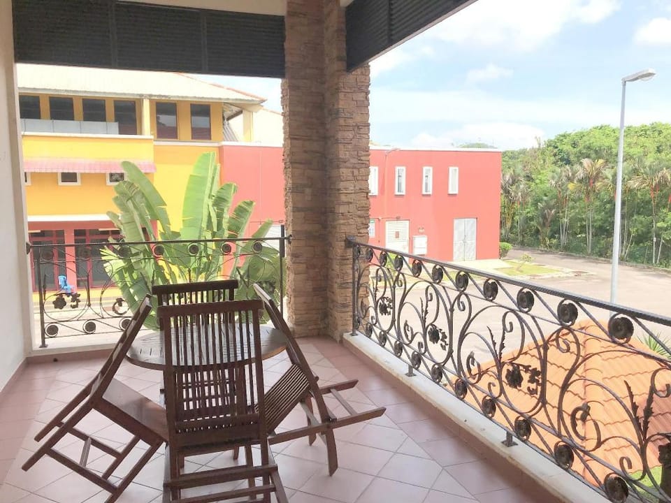 ASMAVILLA BISTARI MELAKA Villa in Malacca
