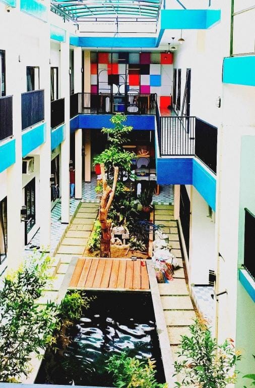 De Azka Style Syariah Bed and Breakfast in East Java