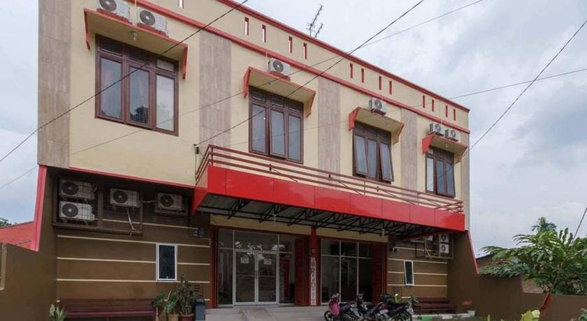 RedDoorz near RS Adam Malik Medan 2 Hotel in Indonesia