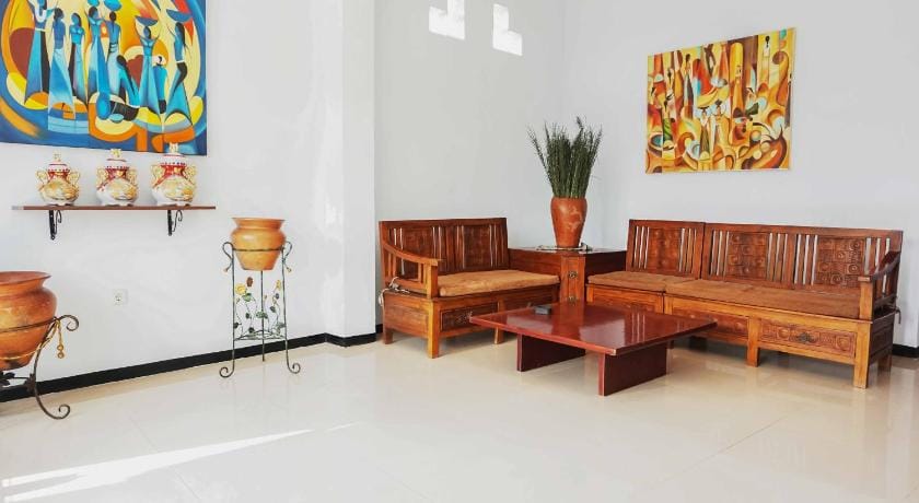 RedDoorz near Velodrome Malang 2 Hotel in East Java
