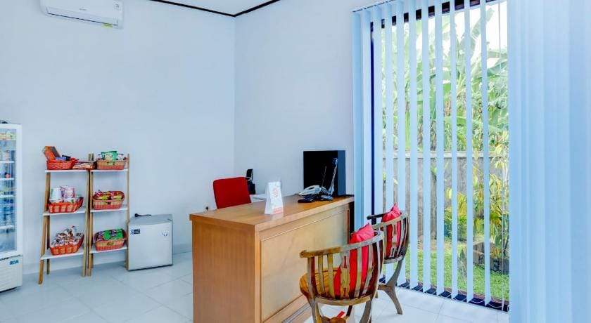 OYO 3984 Bahtera Guest House Hotel in Denpasar