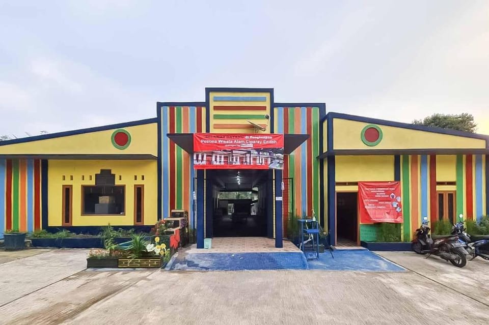 Pesona Wisata Alam Ciparay Endah Mitra RedDoorz Hotel in West Java