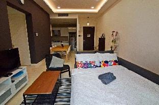 Comfy 2BR TriTower Suite Near JB CIQ, JBCC & Capri Apartment in Johor Bahru