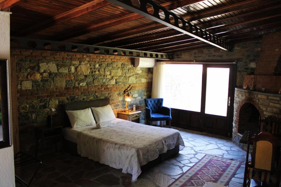 Pir Efes Konakları Hotel in Aydın Province