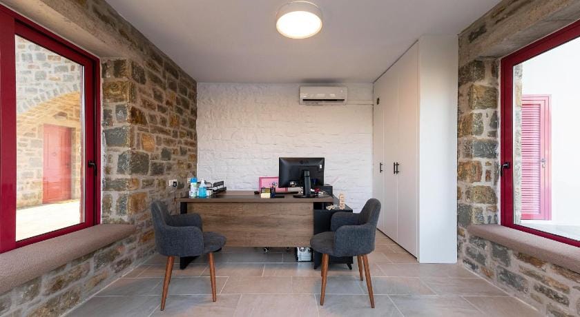Abeloessa Methonian Hospitality Apartment hotel in Messenia