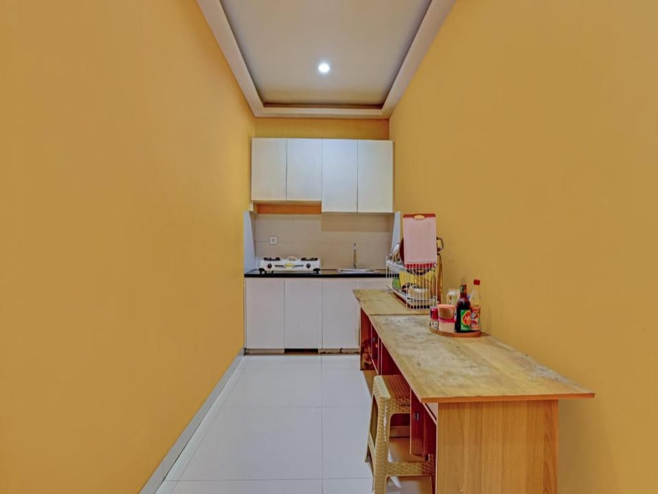 OYO 3856 Tizta Suites Bali Hotel in Denpasar