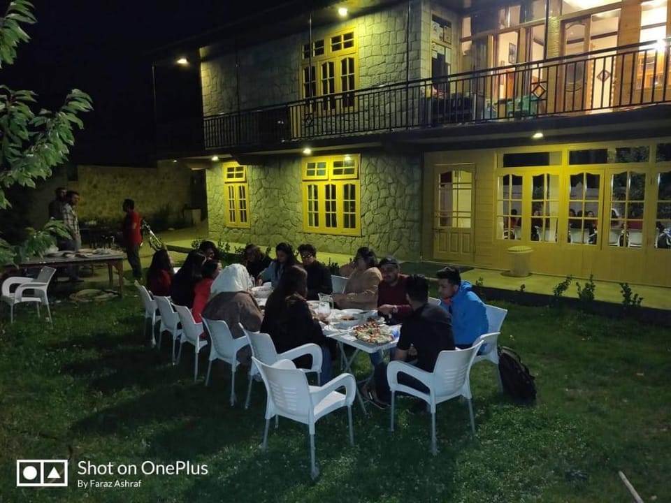 Baigs Paradise Guest House Hotel in Pakistan